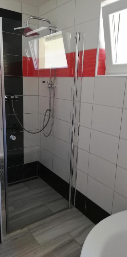 Penzion Kravin Bosilec Exteriör bild