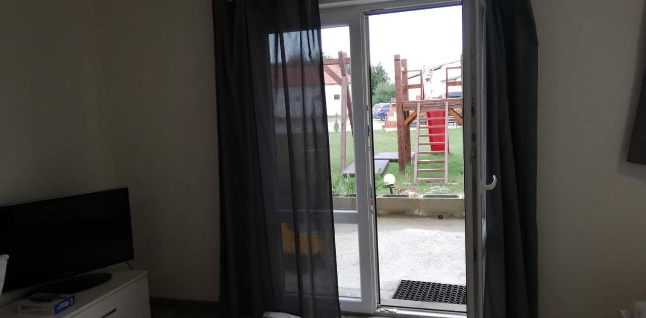 Penzion Kravin Bosilec Exteriör bild